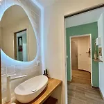 Διαμέρισμα Le Bali, Exceptionnel P3 Avec Piscine A 2 Min Des Plages , Parking, Wifi Et Climatisation Λα Γκραντ-Μοτ
