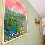 Le Bali, Exceptionnel P3 Avec Piscine A 2 Min Des Plages , Parking, Wifi Et Climatisation Διαμέρισμα