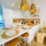 Le Bali, Exceptionnel P3 Avec Piscine A 2 Min Des Plages , Parking, Wifi Et Climatisation