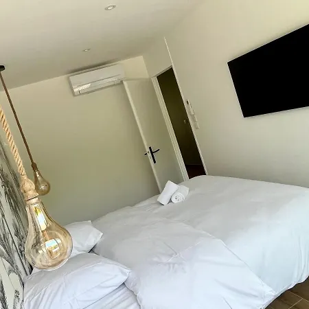 Apartment Le Bali, Exceptionnel P3 Avec Piscine A 2 Min Des Plages , Parking, Wifi Et Climatisation *