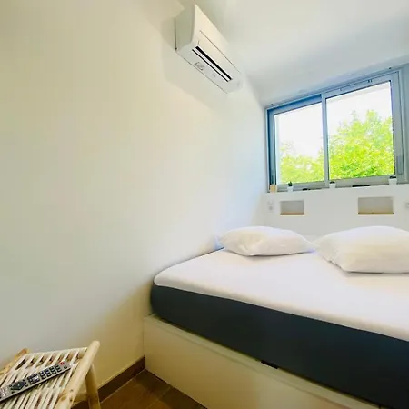Apartment Le Bali, Exceptionnel P3 Avec Piscine A 2 Min Des Plages , Parking, Wifi Et Climatisation