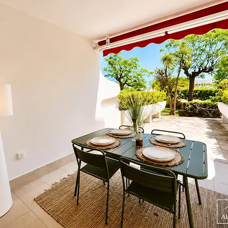 Le Bali Exceptionnel T3 Avec Piscine, Climatise, A 400 M Des Plages G Motte Lejlighed *