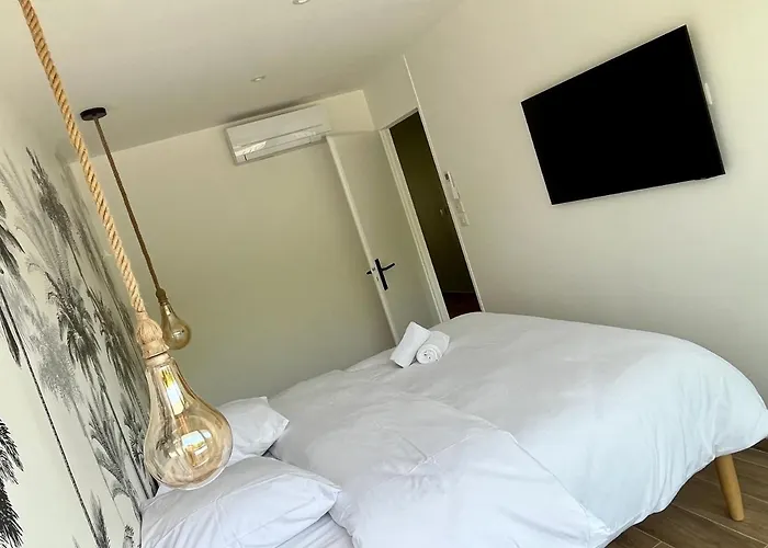 Apartment Le Bali, Exceptionnel P3 Avec Piscine A 2 Min Des Plages , Parking, Wifi Et Climatisation *